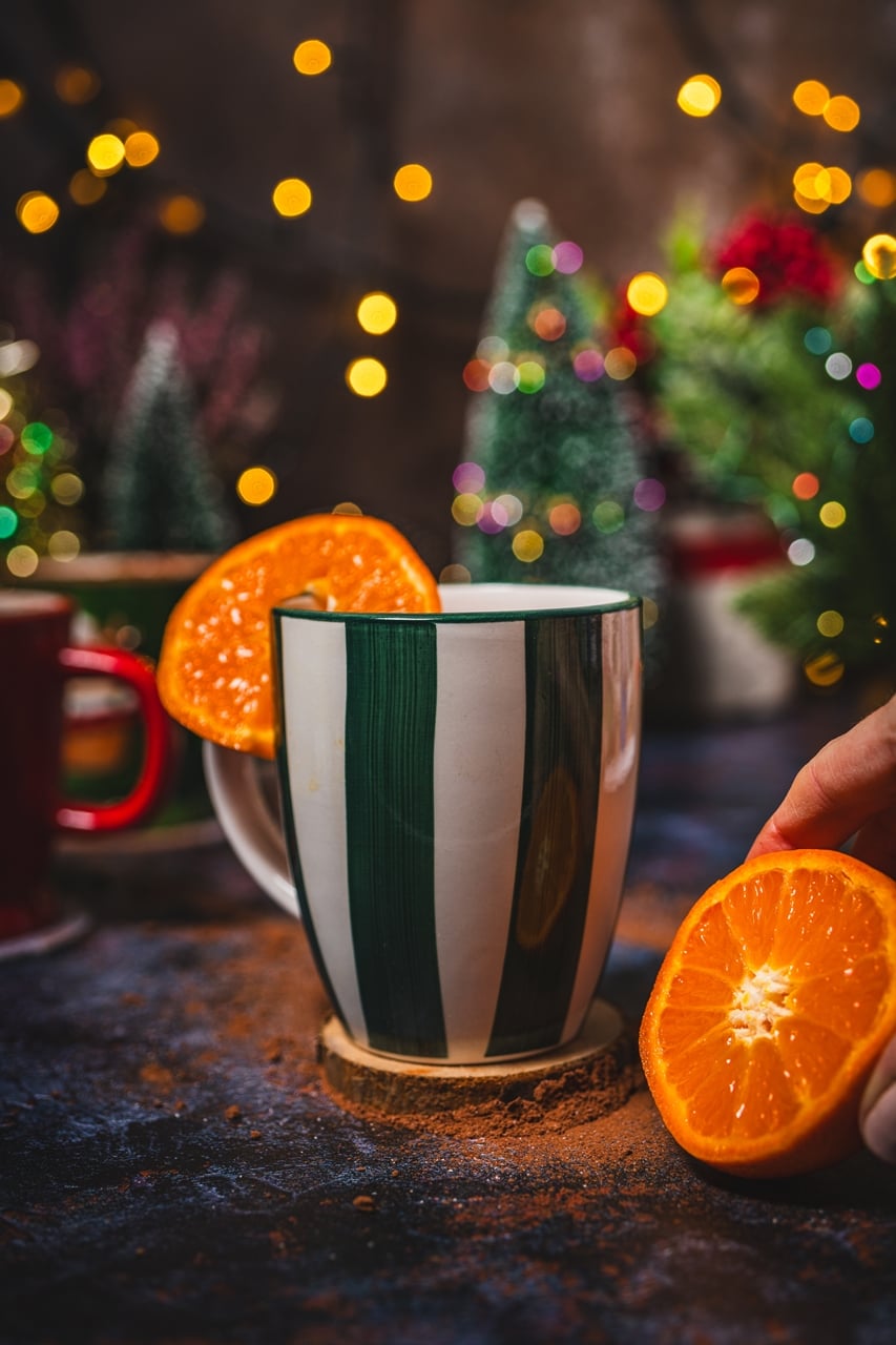 Ceramiczny kubek 350 ml - Dote Ilte - biały z zielonym wzorem