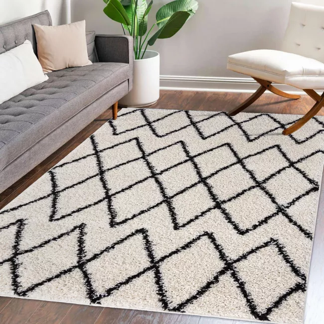 Guruh porno uy qurilishi video xalatdagi katta jingalak kokraklar