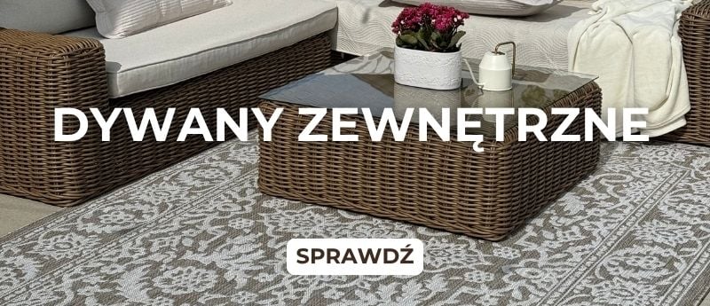 Dywany zewnętrzne &ndash; dywan na tarasie z meblami ogrodowymi